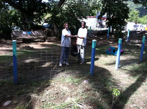 Residents Help Clean Up Coral Bay Corner Park