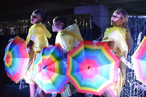 Fourth Graders Dazzle at Hooray for Hollywood Event