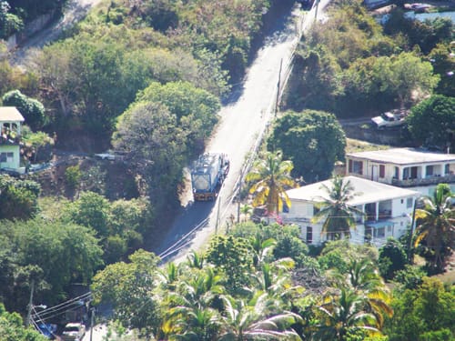 Fuel Truck Stops Traffic on Jacob’s Ladder