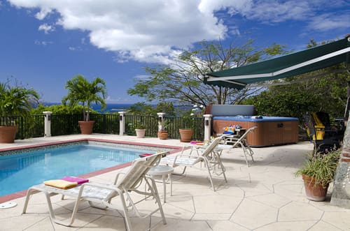 On The Market: Enjoy Sweeping Water Views and Sunsets at Riley’s Retreat