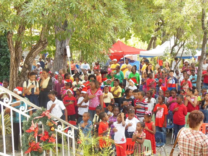 School Christmas Program In the Park Attracts Festive Crowd