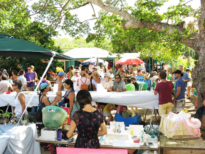 CBCC Bizarre Bazaar Draws Huge Crowd to Coral Bay
