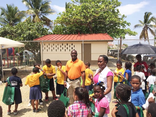 Hundreds of Students Celebrate Earth Day With Classmates and Friends of VINP