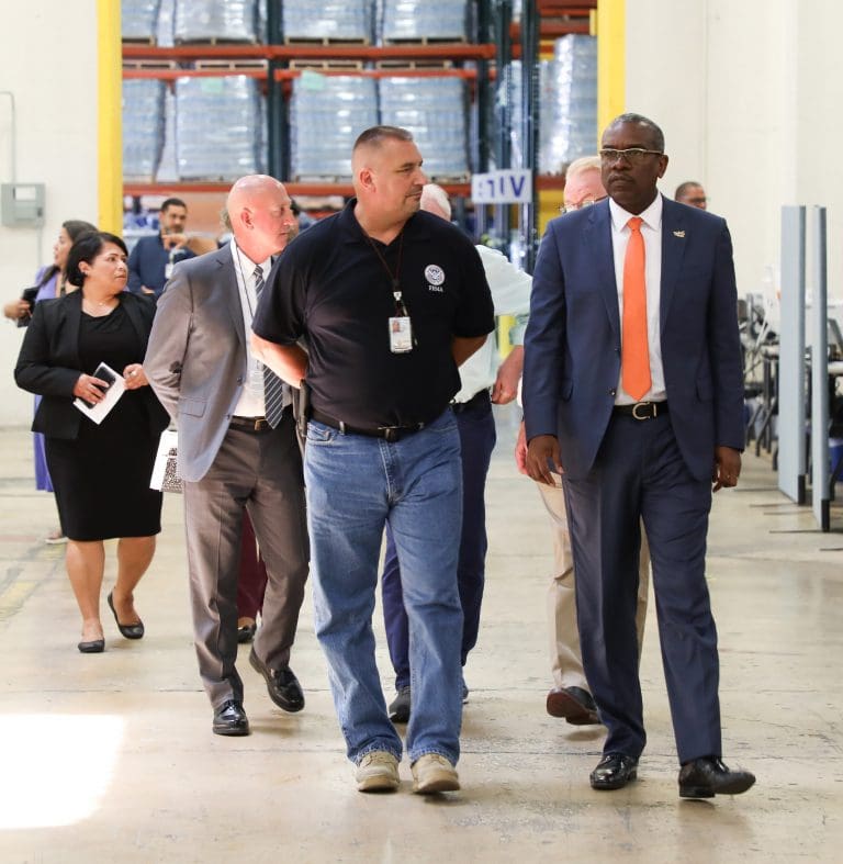 Bryan, Jaschen Visit FEMA Distribution Center in PR Ahead of Hurricane Season