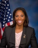 Plaskett Advises Students on Applying to Military Academies