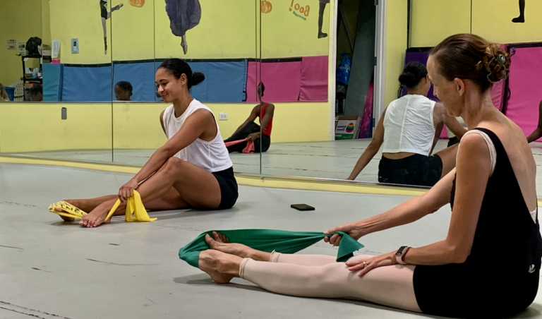 Professional Dancer Alicia Mae Holloway Inspires Young Ballet Dancers on St. Thomas