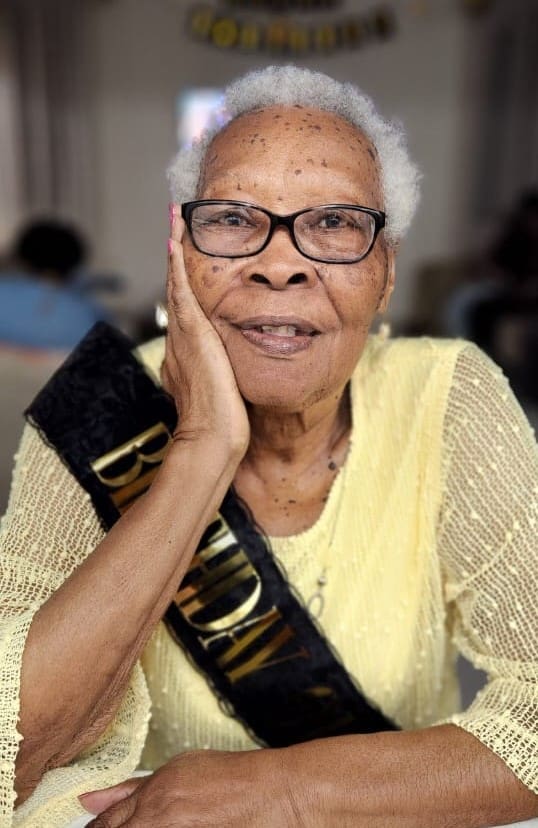 Erica Cameron Donovan Dies at 85
