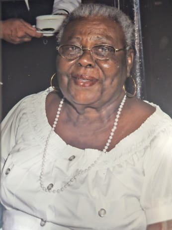 Mary Walcott Dies at 97