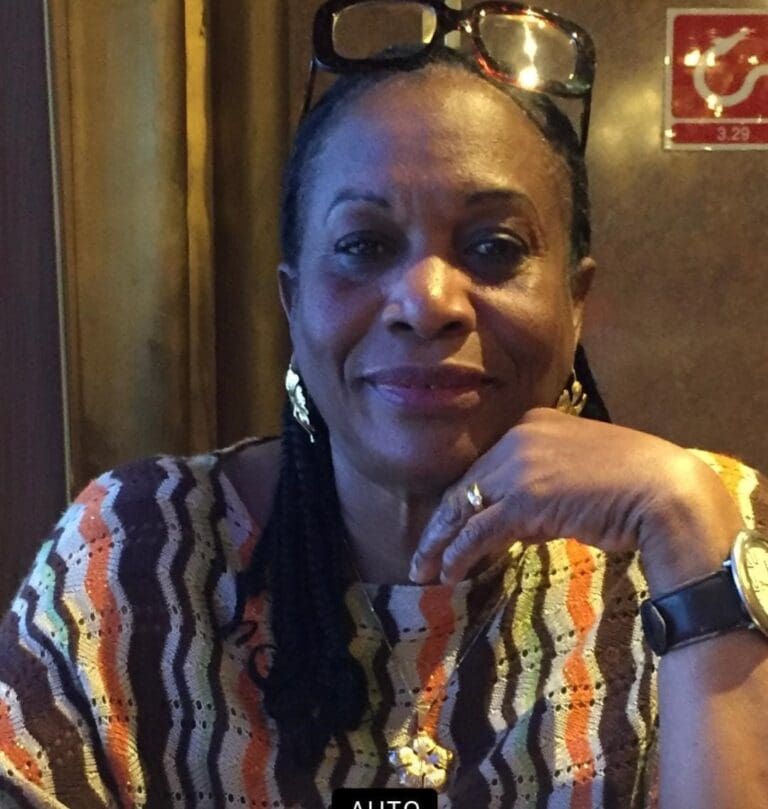 Rosalind Gordon Dies at 72