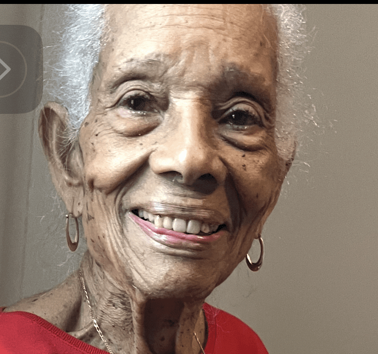 Candida Rosa Colón Larsen Dies at 92