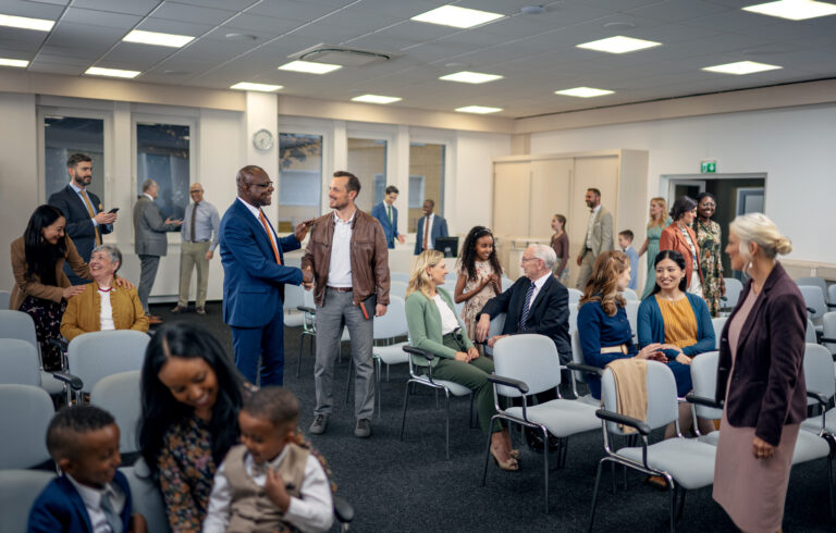Jehovah’s Witnesses Worldwide Campaign Shares Hopeful Message