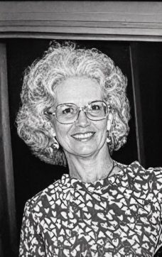 Linda J. Clarke Dies at 83
