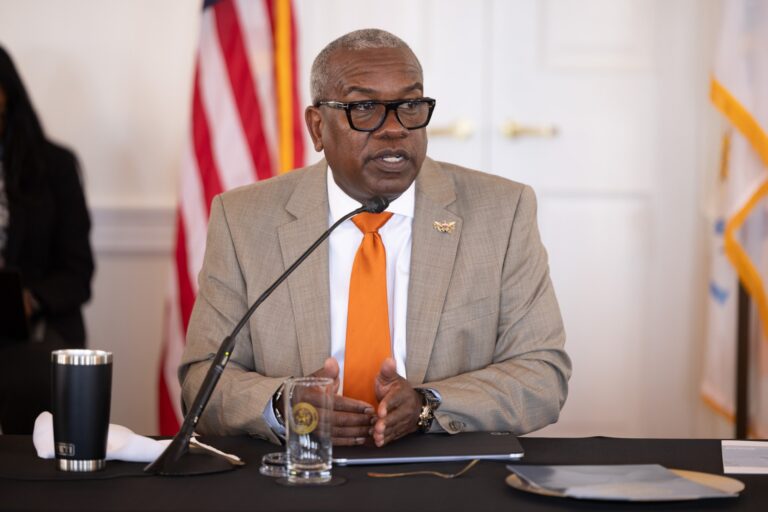 Governor Bryan, Lieutenant Governor Roach and 36th Legislature Discuss Financial Solutions to Address Hospital, VIWMA and WAPA Debt 